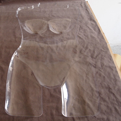 東莞長安透明人體衣架供應 性價比之選與生產探秘